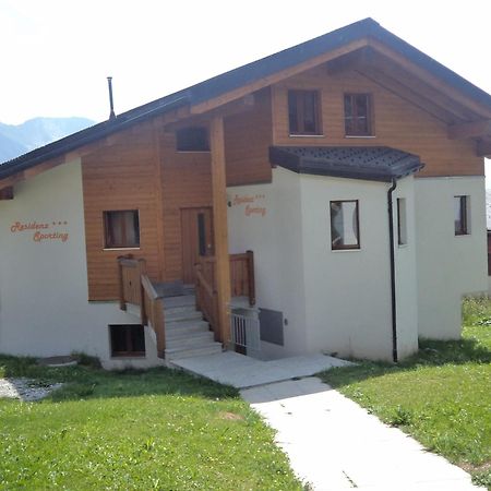 Familienhotel Garni Sporting Bettmeralp Bagian luar foto